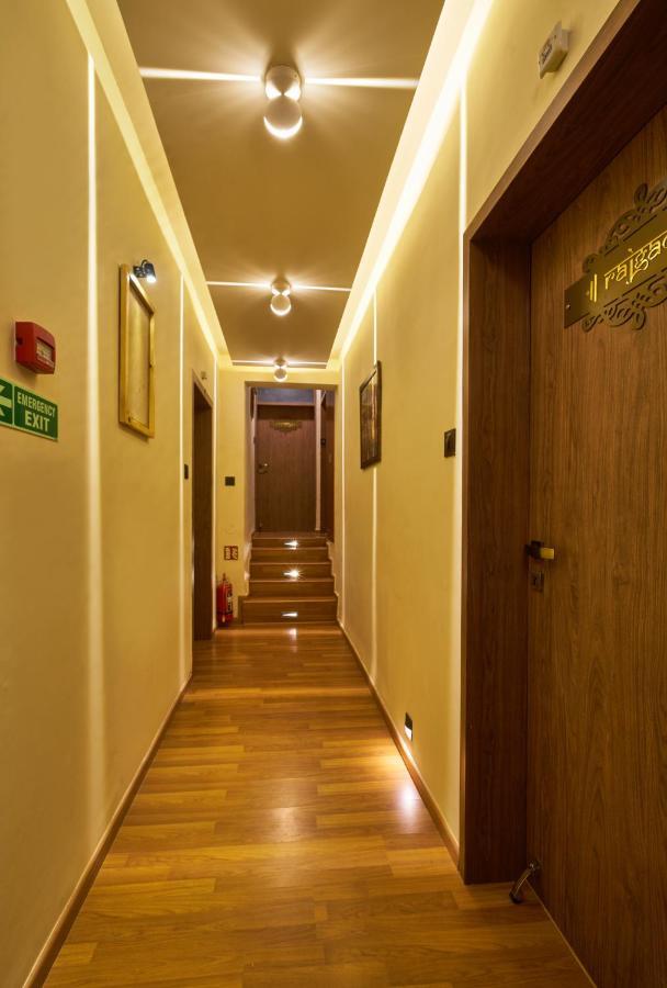 Tranquil La Casa Hotel Pune Exterior foto